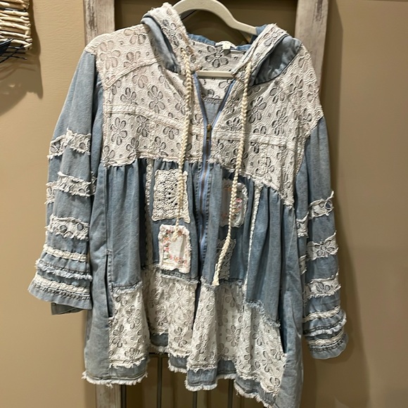 POL Jackets & Blazers - POL Denim Jacket NWT - 1 Size Small left